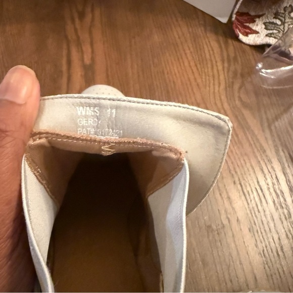 DV by Dolce Vita GERDY Beige Ankle Booties. NWOT. Size 11 - Picture 6 of 6